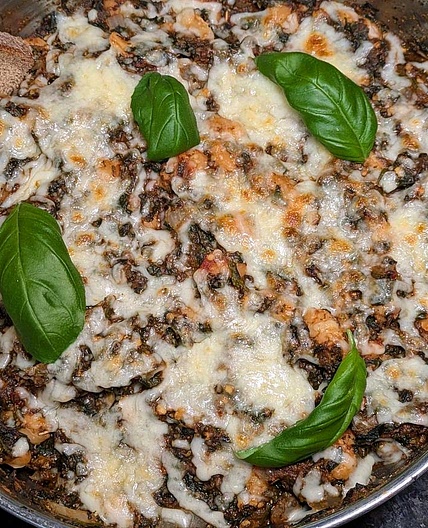 Quick & Easy Pizza Beans with Spinach