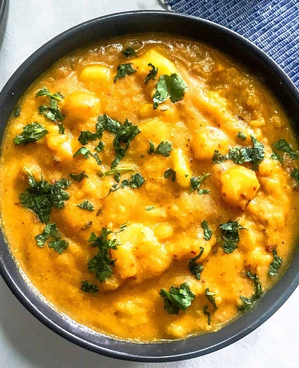 Quick & Easy Potato Curry (No Onion, No Garlic Recipe)