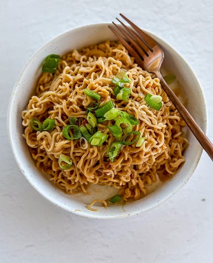 Speedy Satay Noodles