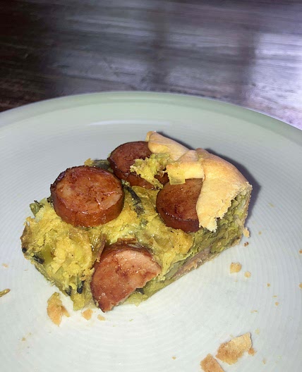 Vegan leek pie with sausage