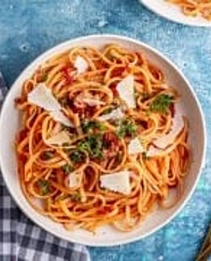 15 Minute Spicy Salmon Pasta