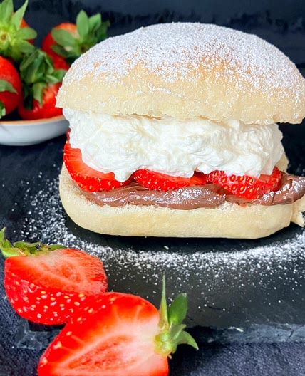 Summer Cream Buns