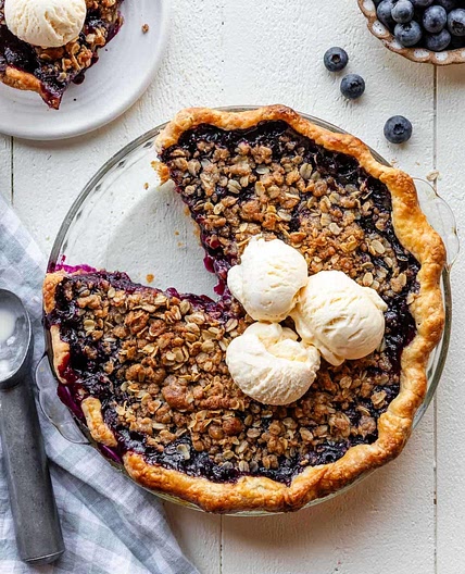 Blueberry Crumble Pie