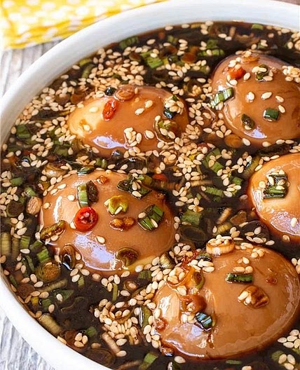 Mayak Eggs