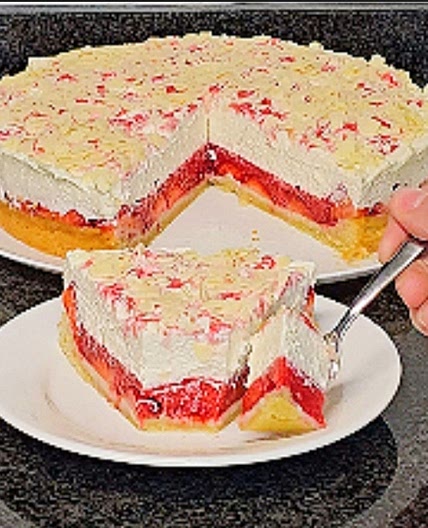 Der berühmte italienische Erdbeerkuchen in Minuten!