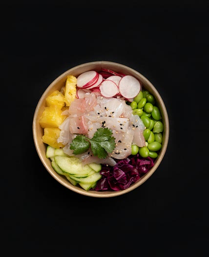 Poke bowl à la dorade et ananas