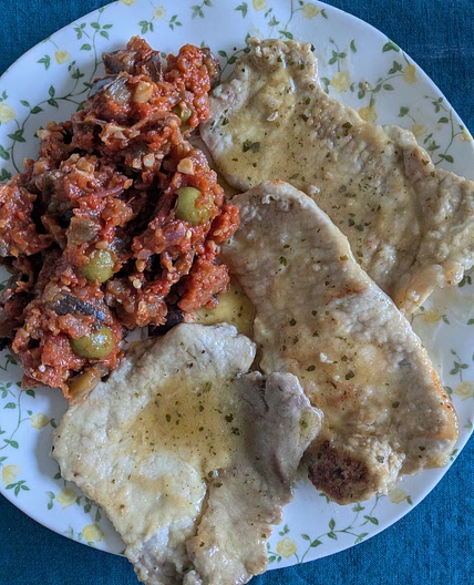 SCALOPPINE CON CAPONATA DI MELANZANE
