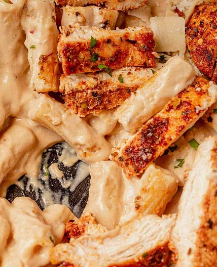 Garlic Parmesan Chicken and Pasta