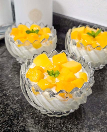 Limettenmousse mit Mango in 5 Minuten 🥭🍋