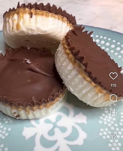 Frozen Yogurt Peanut Butter Cups 