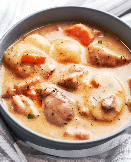 Creamy Chicken Cheddar Potato Chowder