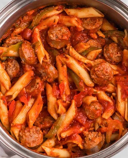 One-Pan Italian Sausage and Peppers Penne