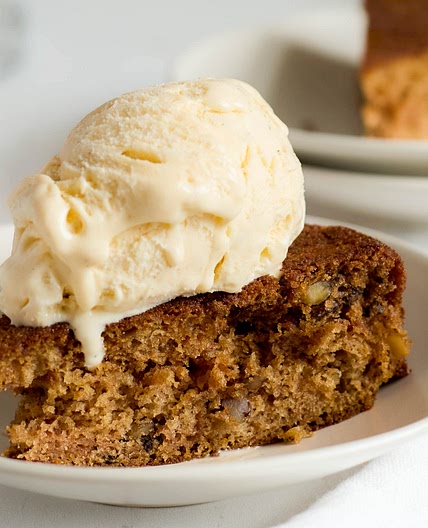 Homemade Apple Cake