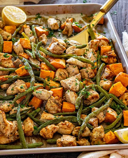 Chicken with Green Beans and Sweet Potatoes Sheet Pan