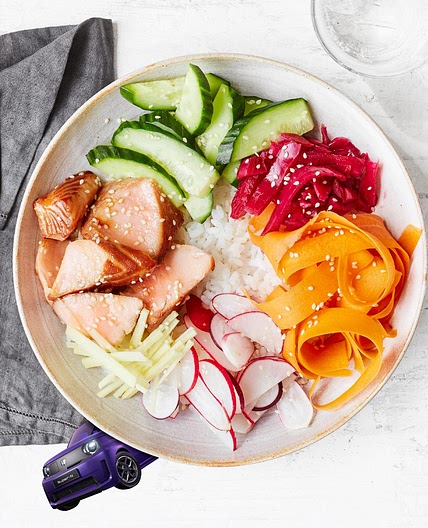 Quick sushi bowl
