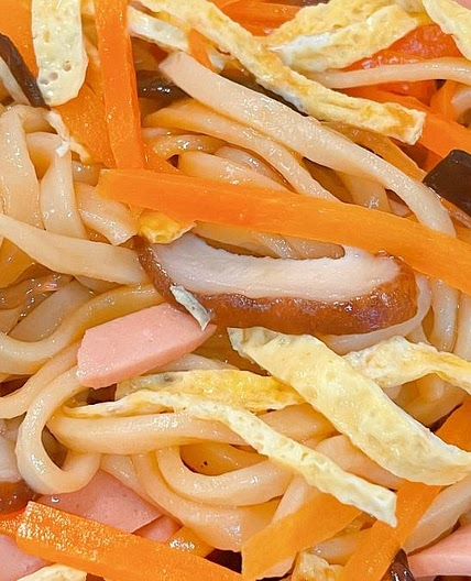 Healthy Low-Fat Chicken Broth Lo Mein