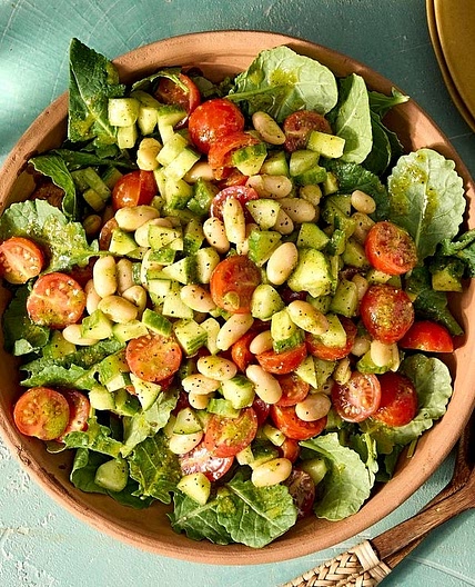 Tomato, Cucumber & White Bean Salad