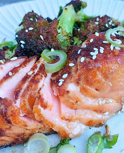Miso Glazed Salmon With Crispy Broccoli