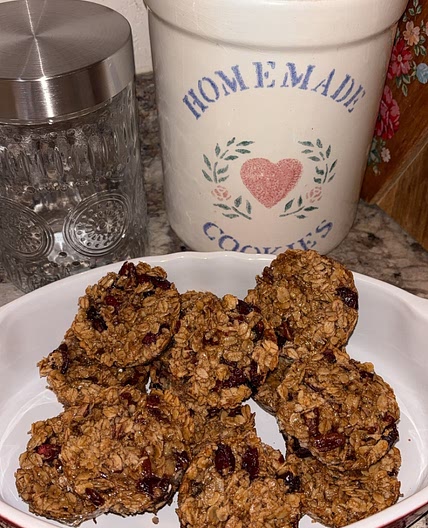 Easy Homemade Granola Bars With Peanut Butter And Cranberries