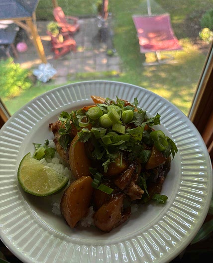 Peach & Jalapeño Glazed Chicken 