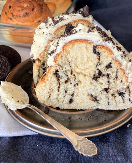 Bakery Style Fluffy Oreo Buns