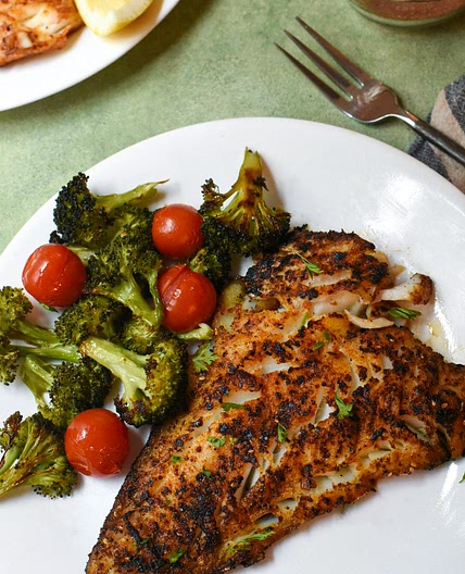 Blackened Cod with Broccoli