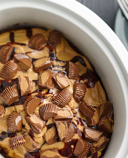 Slow-Cooker Reese's™ Peanut Butter Cup Swirl Cake