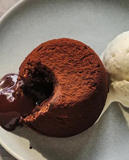 Gino D'Acampo's air fryer chocolate fondant recipe