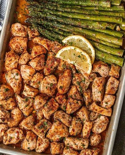 Baked Chicken Bites with Asparagus