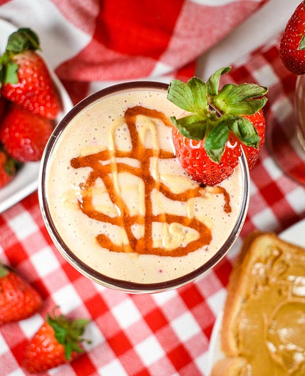 PB&J Smoothie Recipe