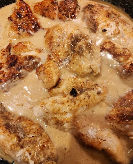 Chicken with Creamy Garlic Sauce