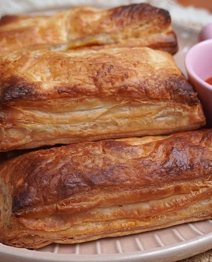 Paneer Puff (Indian Paneer Puffs Recipe)
