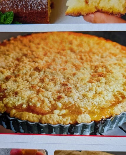 Apricot cake