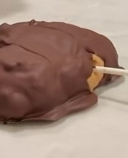 Homemade REESE'S Peanut butter Bar