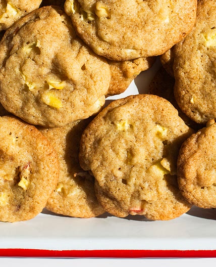 Old-Fashioned Apple Cookies
