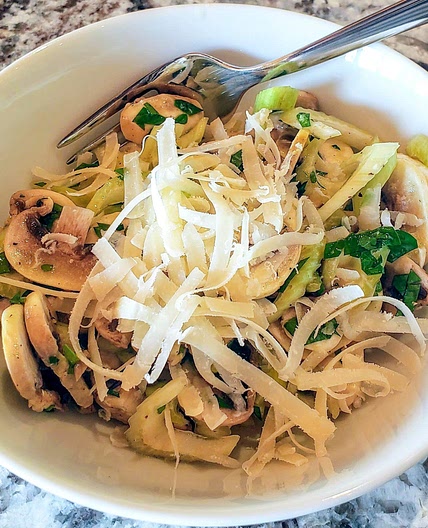 Celery mushroom salad