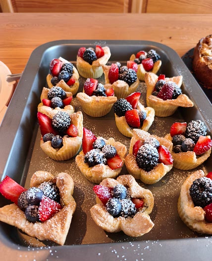 Vegane Beeren-Mohn-Körbchen