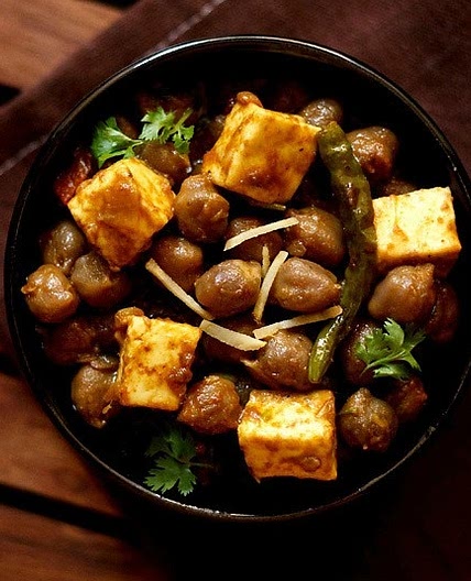 Chole Paneer Recipe | Chana Paneer