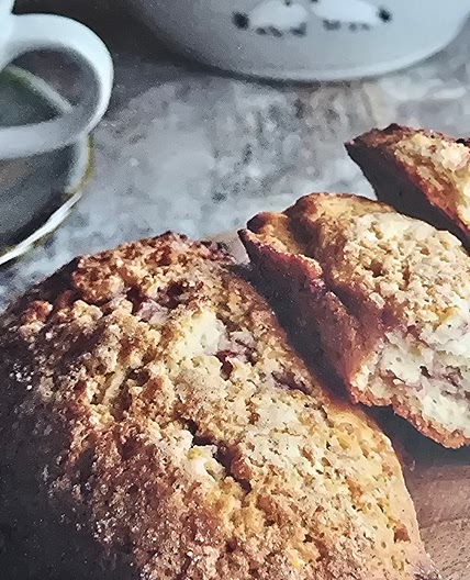 Raspberry scones