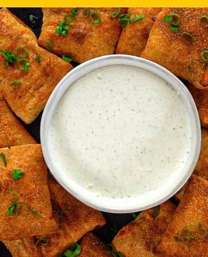 Buffalo chicken rolls 