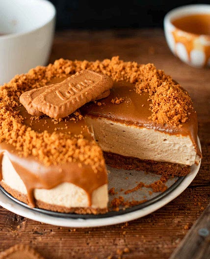 Lotus cheesecake