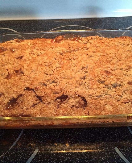 Apple Dump Cake (Eggless) 