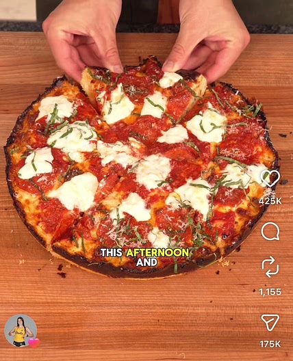 Cast Iron Skillet Pan Pizza