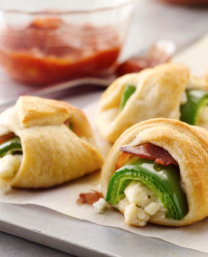 Crescent Jalapeño Poppers