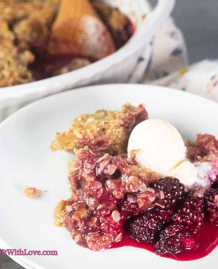 Blackberry Crisp