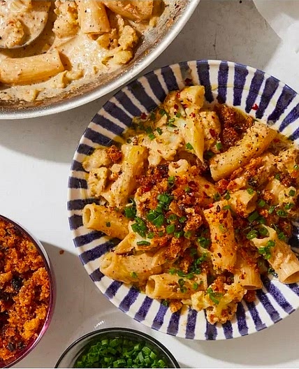Creamy cauliflower pasta with Pecorino pangrattato