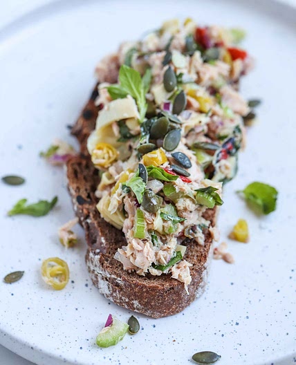 Mediterranean Tuna Salad With Toast