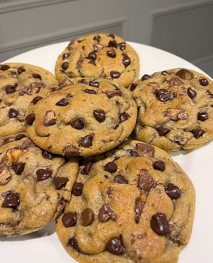 Chocolate chip cookies