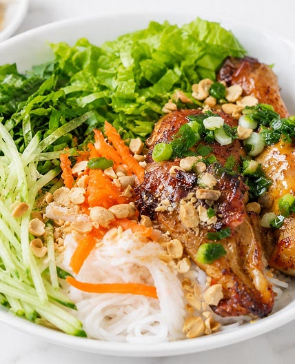 Bún Gà Nướng Vietnamese Grilled Chicken Bowl