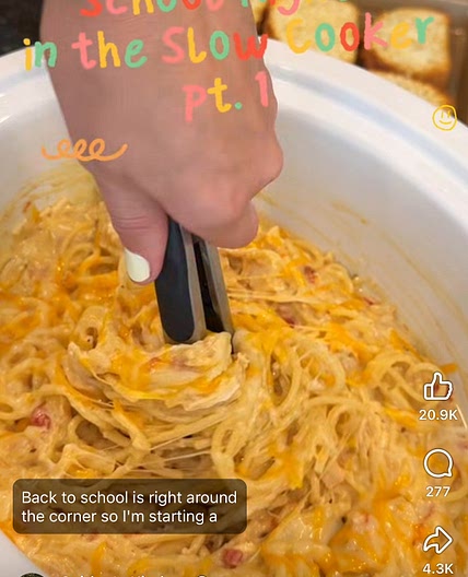 Crockpot Chicken Spaghetti
